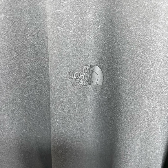 Men's North Face XL Gray Long Sleeve Shirt - Picture 4 of 4